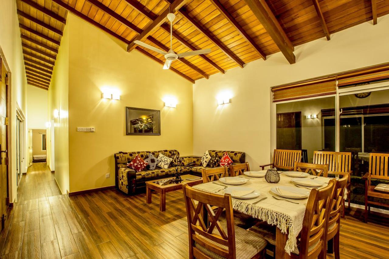 Temple Pond Villa Colombo Пилияндала Экстерьер фото